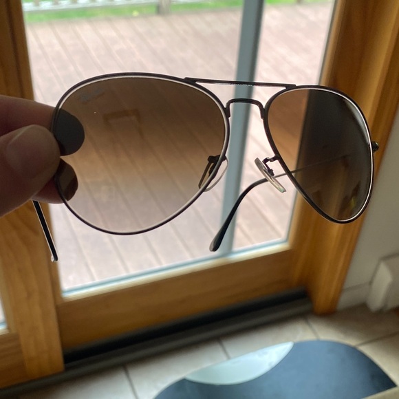 Ray-Ban Silver Aviator Sunglasses with Brown Case - Picture 5 of 5